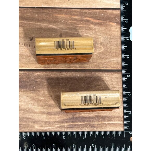 1 VINTAGE WESTWATER WOOD MOUNTED RUBBER STAMP MITTENS HOLIDAY CLOTHESPIN - Picture 2 of 3